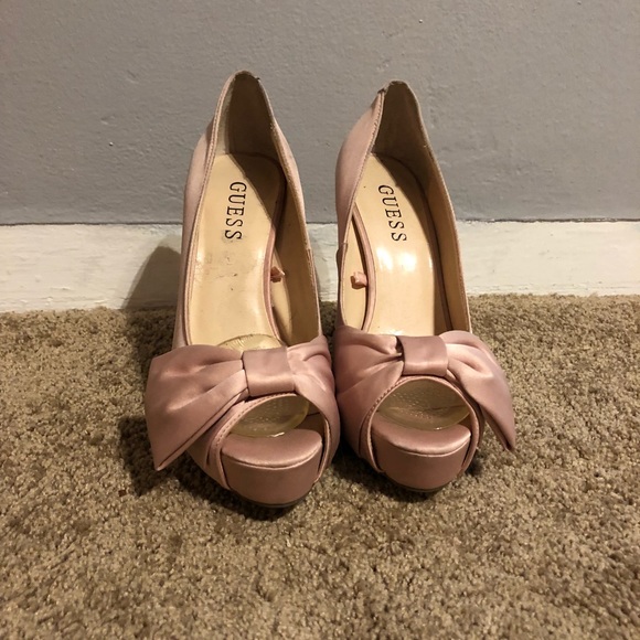 Pink bow tie Guess heels - Picture 2 of 4